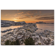 Load image into Gallery viewer, &quot;Solnedgang over Ålesund&quot; - Aluminum Print
